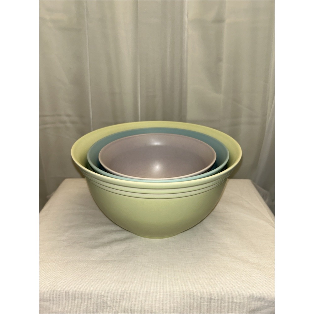 RARE Vintage Pfaltzgraff Pastel Nesting Mixing Bowls All 3 Pieces